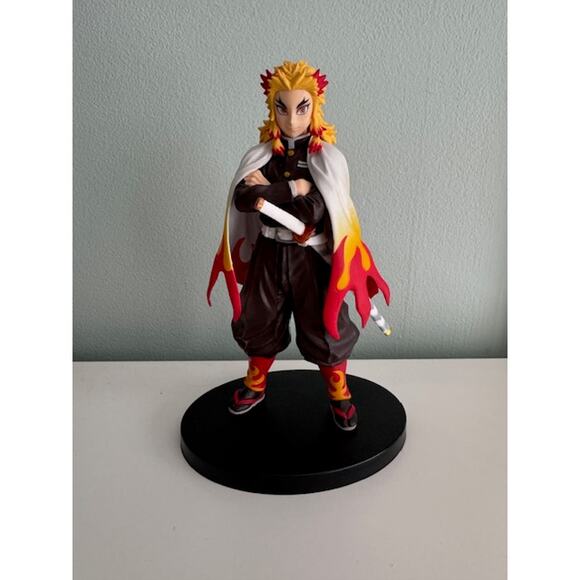 Bandai Spirits Other - Demon Slayer Kimetsu no Yaiba Flame Hashira Kyojuro Rengoku 7" Action Figure Toy
